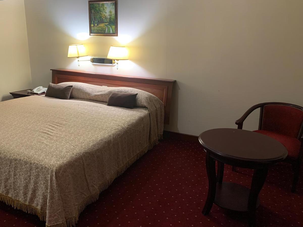 Reikartz Majestic Samarkand Hotell Eksteriør bilde