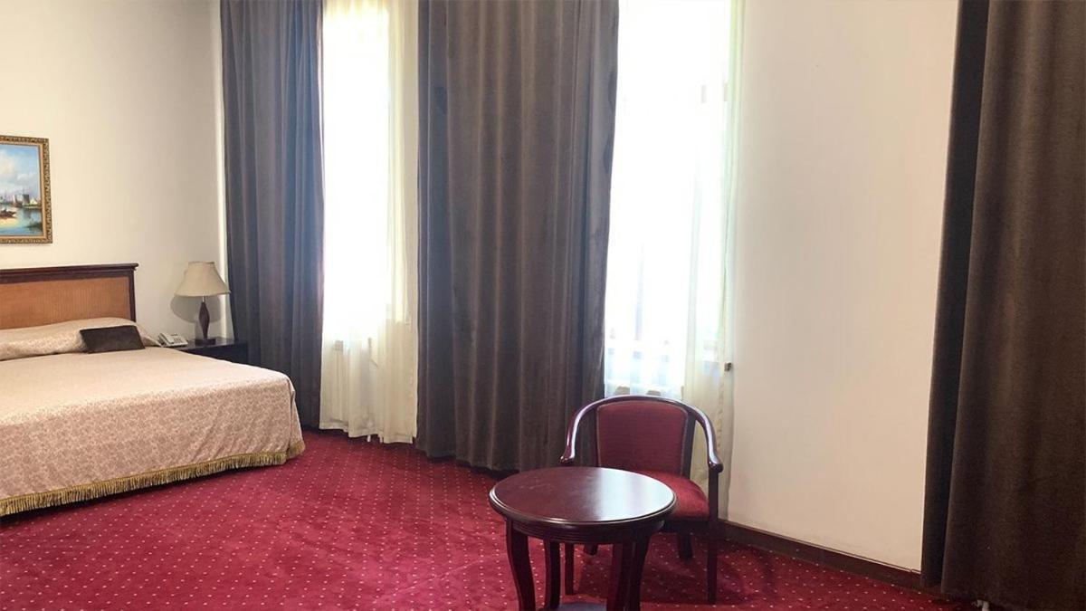 Reikartz Majestic Samarkand Hotell Eksteriør bilde